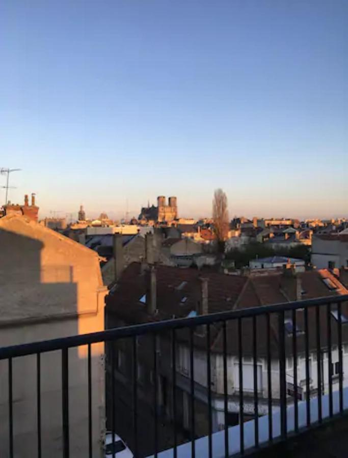 Suite Magdelaine - Vue Cathedrale Reims Exterior photo